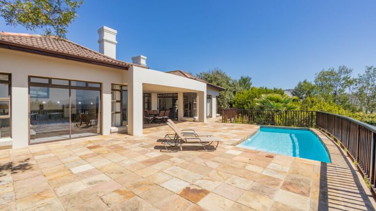 Pezula Letting 3 Bedroom Luxury 3 Bowlane