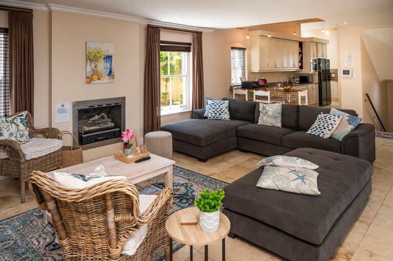 The Chandlers House Luxury Accommodation Pezula Letting